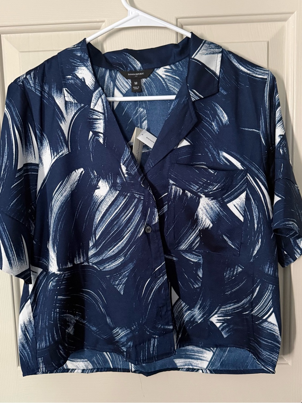 Banana Republic Navy and White Abstract Brushstroke Button-Down Top